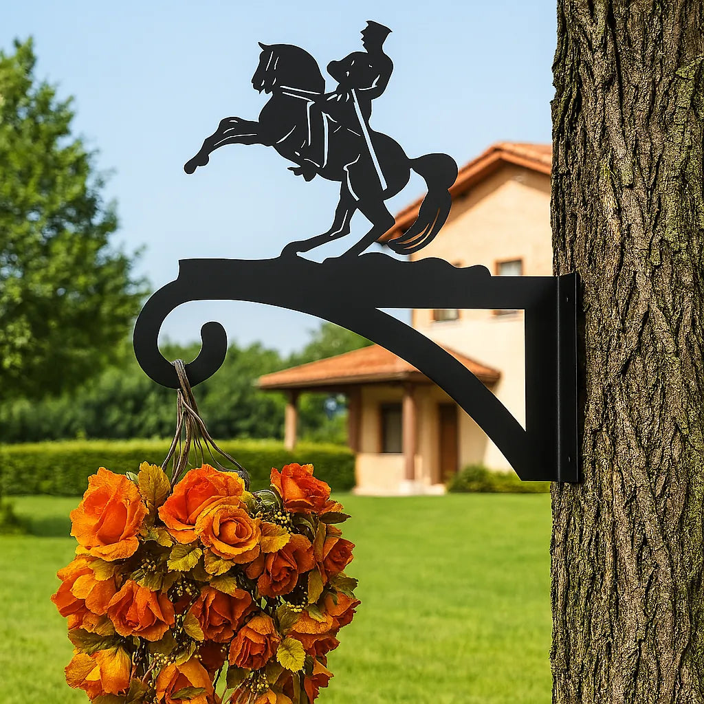 Atatürk Figürlü Çiçeklik Askı Metali