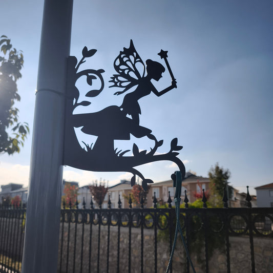 Peri Dokunuşu Metal Askı Demiri