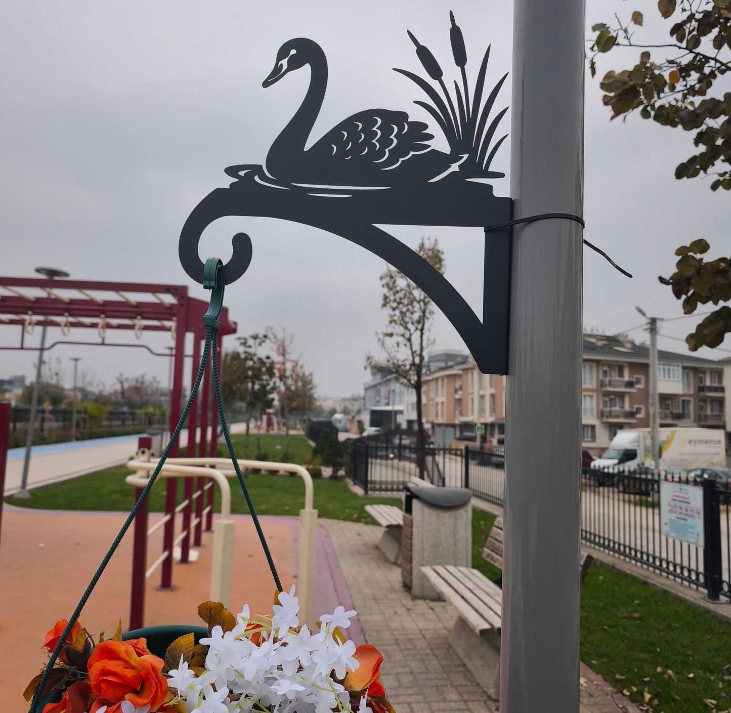 Kuğu Çiçek Askı Metali